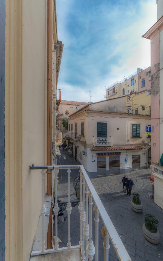 Suites Sorrento Elegance Exteriér fotografie